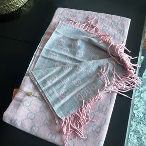 Gucci Pink and Gray Logo Scarf